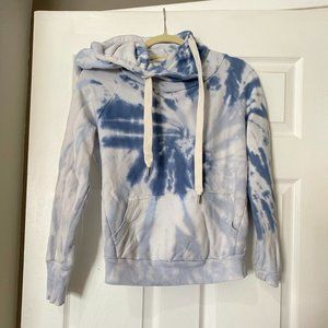 tie dye hoodie
